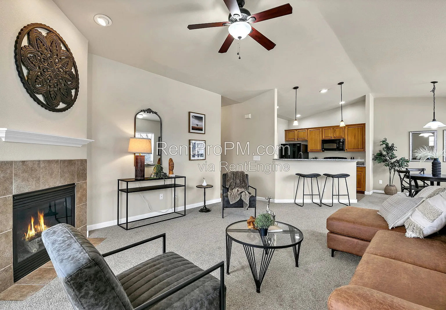 2 bed, 2.0 bath, 1268 sqft, $2,350 — Photo 2