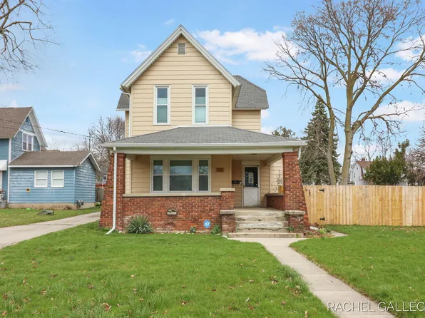 931 Walker Ave NW, Grand Rapids, MI 49504