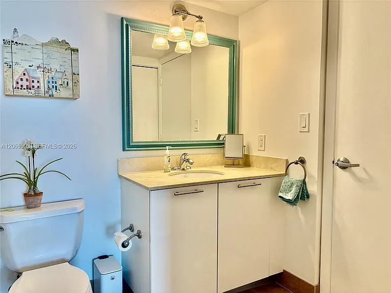 1800 N Bayshore Dr #4209 — Photo 50