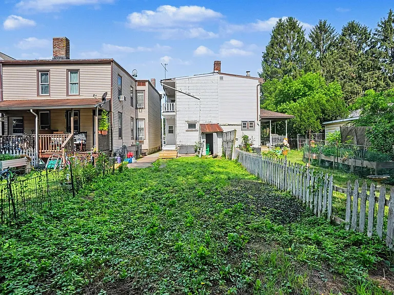 153 Cedar St — Photo 17