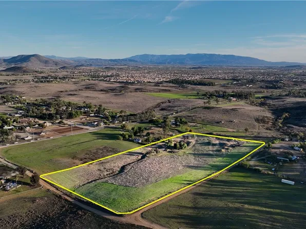 1 Aduddell Dr, Menifee, CA 92584