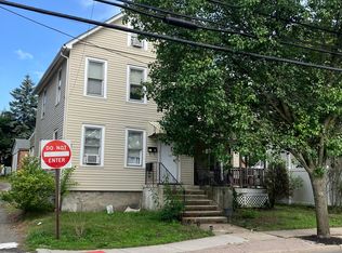64 Main St APT B, Sayreville, NJ 08872