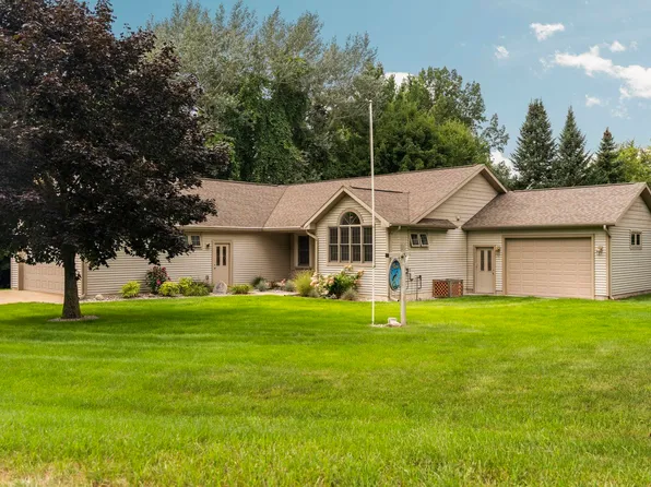9550 Lakeside Dr, Alden, MI 49612