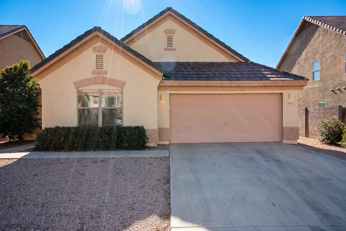 Building Photo - 2423 E Winged Foot Dr