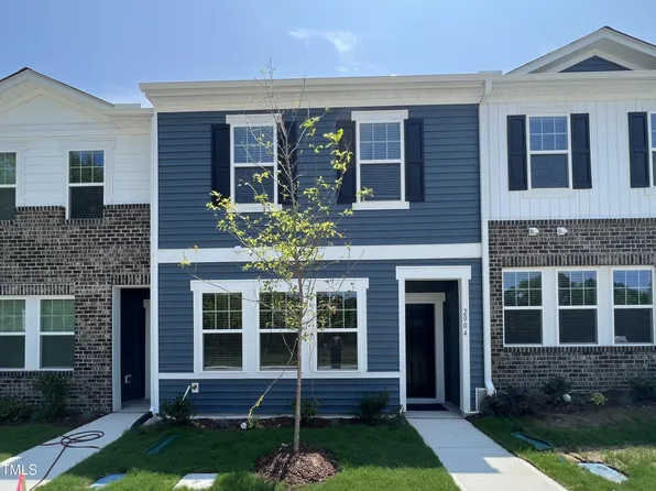 2004 Glen Crossing Dr, Durham, NC 27704