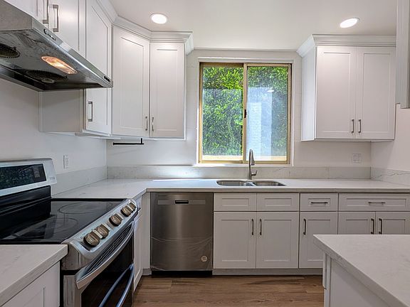 Newer updated kitchen