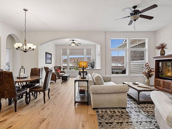 5th image of 8736 Lake Riley Dr