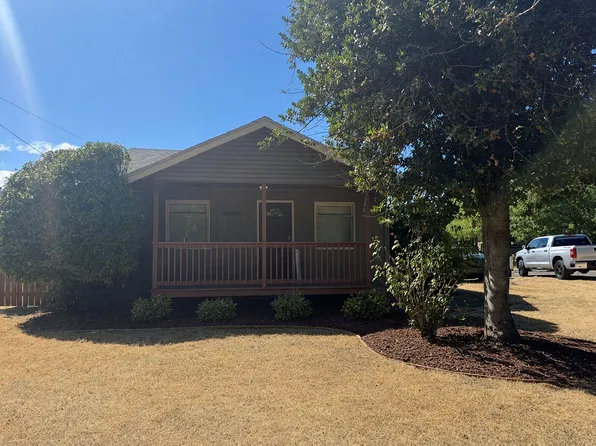 2707 SE 98th Ave, Portland, OR 97266