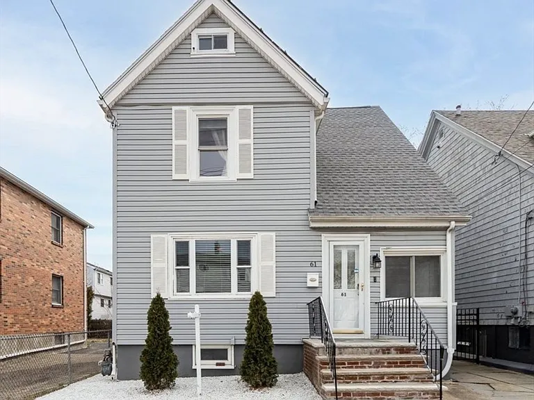 61 Rich St — Photo 2
