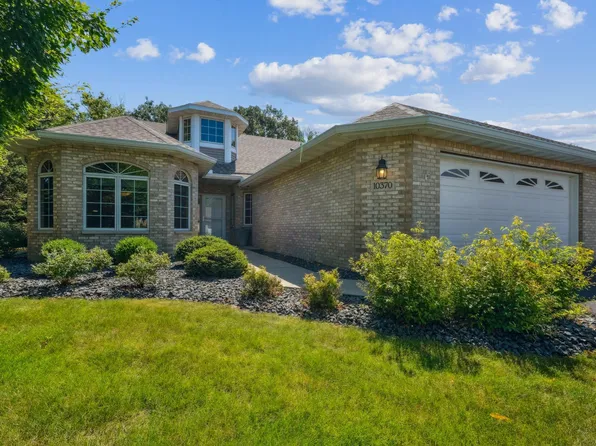 10370 Eagle Pointe Trl, Woodbury, MN 55129