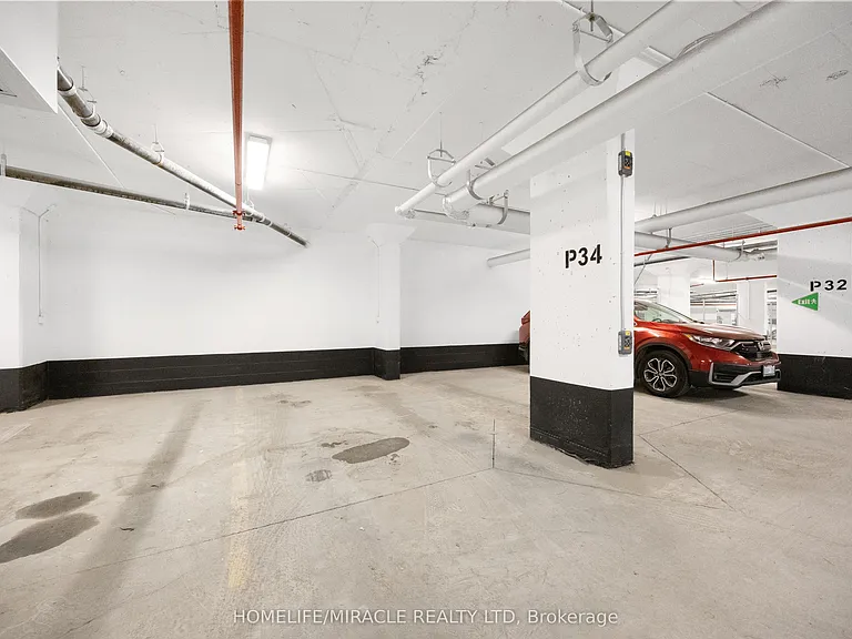 174 Clonmore Dr #9 — Photo 46