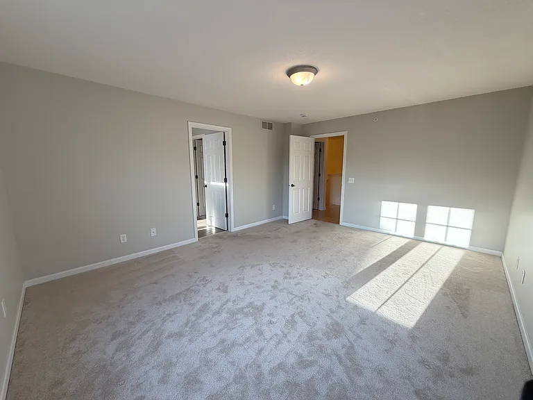 8108 Norwood Ln N — Photo 21