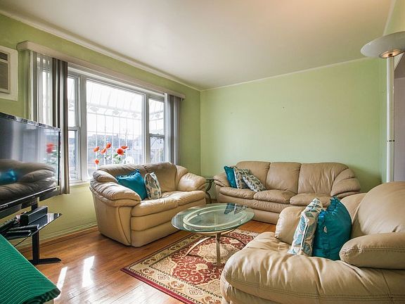 3rd image of 11558 226th St