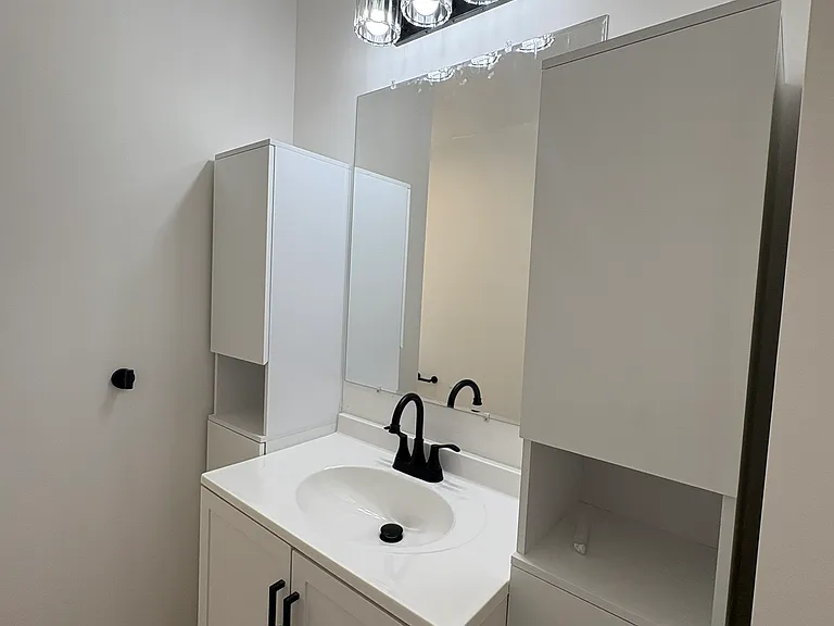 105 Beacon Ave #1 — Photo 14
