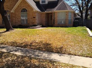 1807 Evergreen Ct, Grapevine, TX 76051