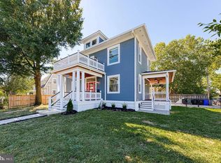 1732 N Veitch St, Arlington, VA 22201