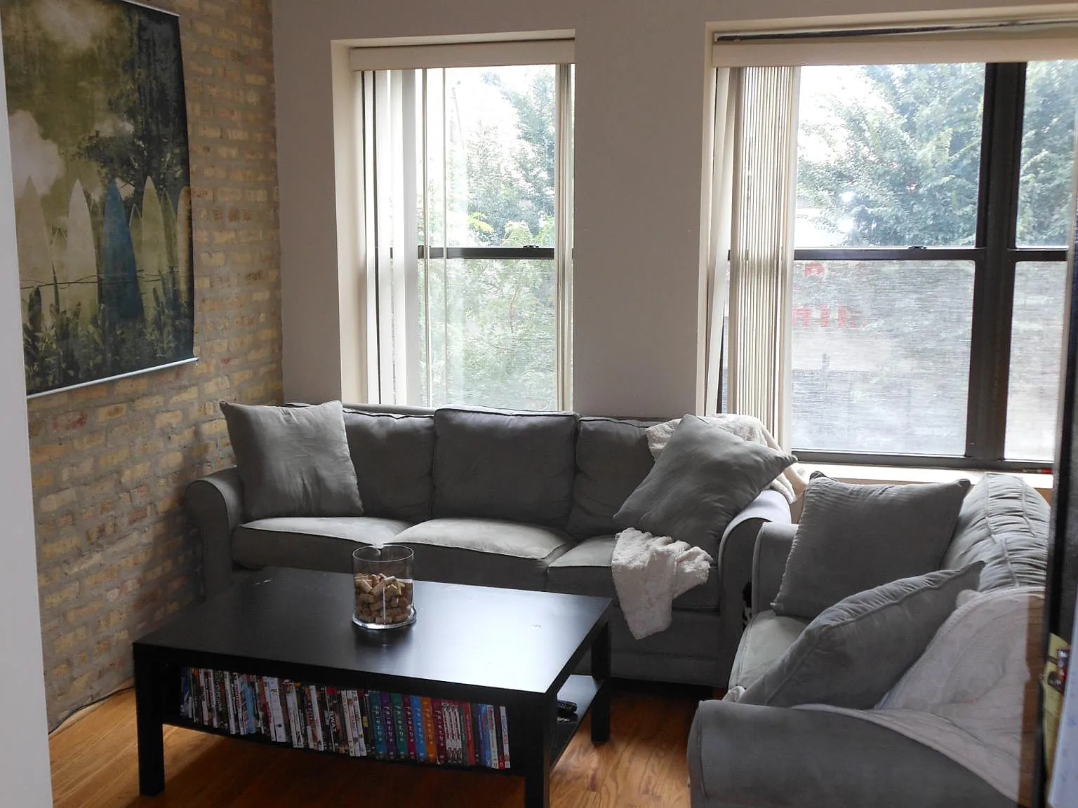 1614 W Belmont Ave — Photo 2