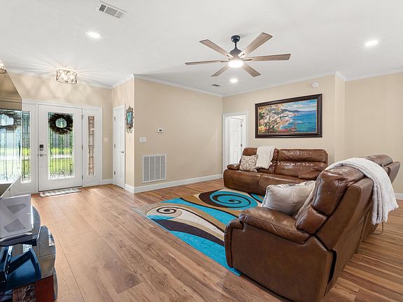 3rd image of 2775 Stillwood Rd