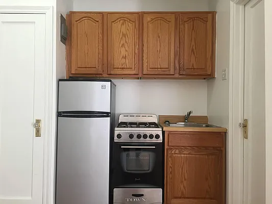 Rented by Town Residential | media 13