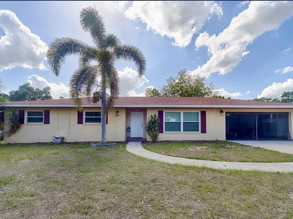 4621 Queens Point Dr, Lakeland, FL 33813