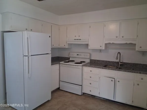 2440 HUSSON Avenue, Palatka, FL 32177