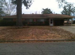 1205 Columbia Dr, Longview, TX 75601