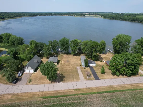 20456 Eden Lake Rd, Eden Valley, MN 55329