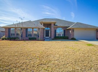 11322 Camelot Estates Dr, Gulfport, MS 39503