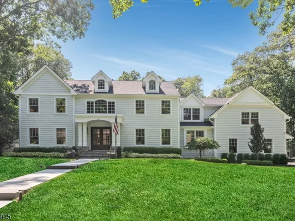 6 Butternut Rd, Allendale Boro, NJ 07401