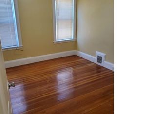 4 Levant St FLOOR 2, Dorchester, MA 02122