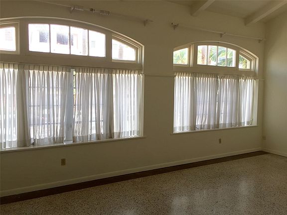 2nd image of 1300 Collins Ave #N103