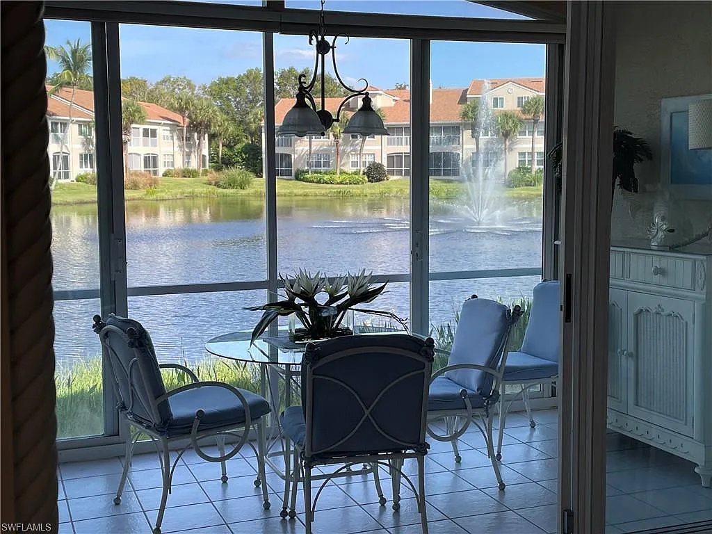 2 bed, 2.0 bath, 1382 sqft, $9,000 — Photo 3