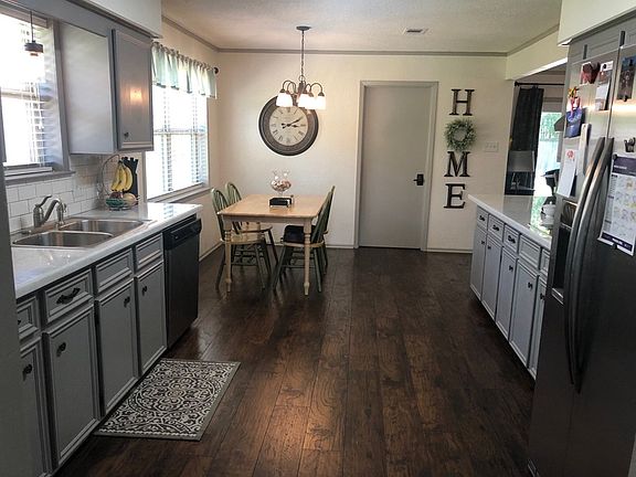 4th image of 3145 Mariannwood Dr