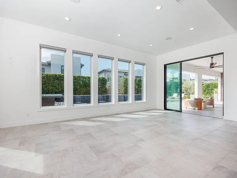 6179 Summit Crest Cir — Photo 27