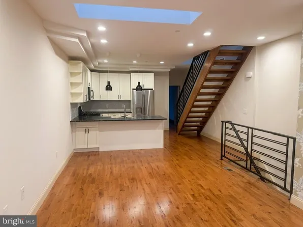 1331 S Opal St, Philadelphia, PA 19146