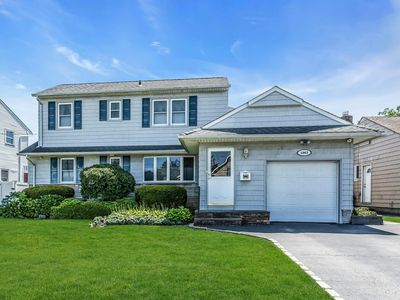 1063 Ott Lane, Merrick, NY, 11566