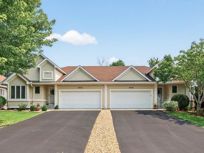 5800 Deerwood Ln N, Plymouth, MN, 55442