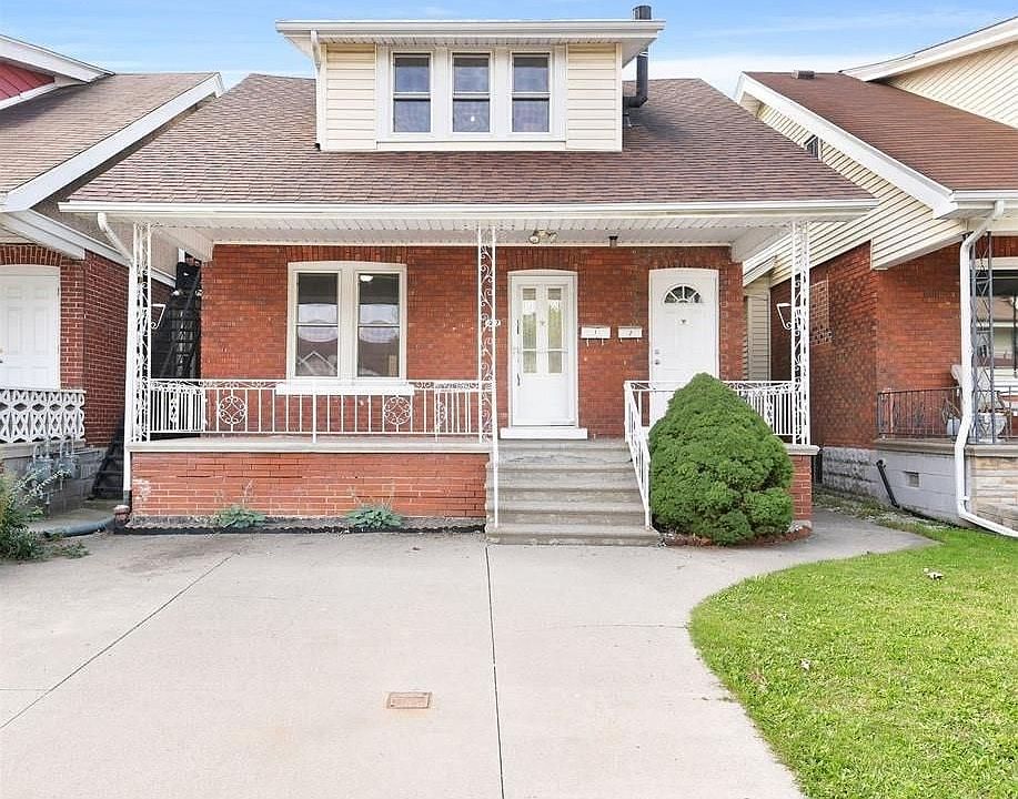 1st image of 1087 Marentette Ave