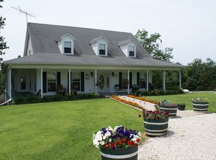 52 Booth Rd, Eldon, MO 65026