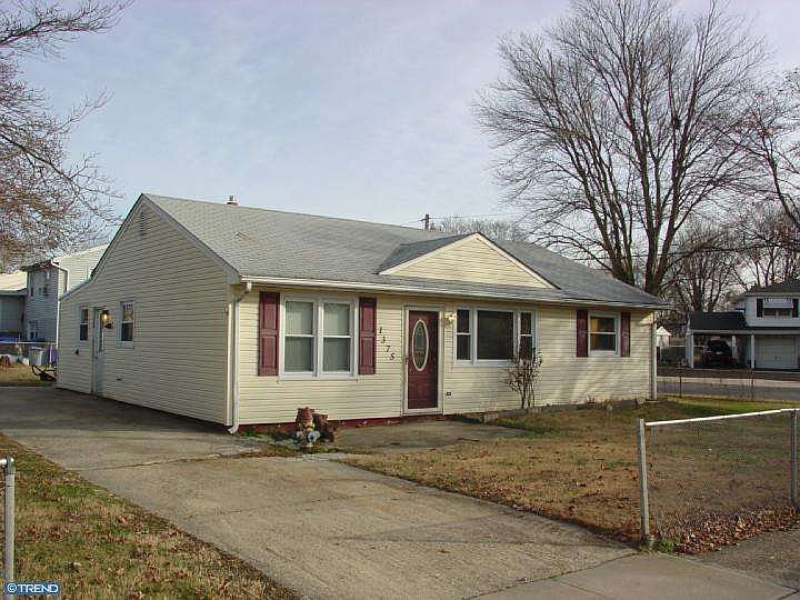 2nd image of 1375 Oriental Ave