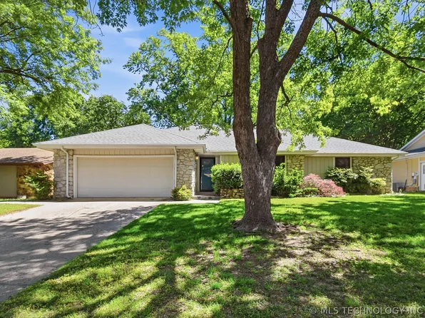 1963 W 65th St, Tulsa, OK 74132