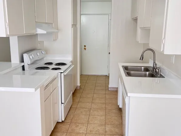 Woodpark, 4424 Woodman Ave APT 208, Sherman Oaks, CA 91423