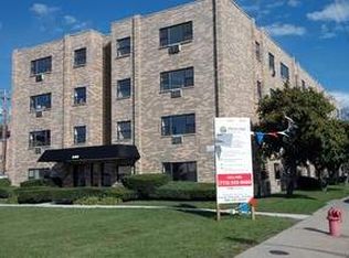 6400 N Ridge Blvd APT 103, Chicago, IL 60626