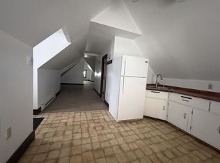 72-74 Hanks St, Lowell, MA 01852