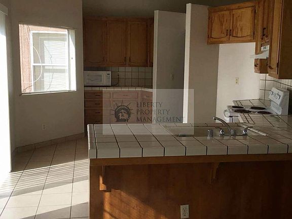 4th image of 675 Driftwood Ave