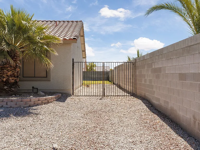 5220 Don Alberto Ct — Photo 2