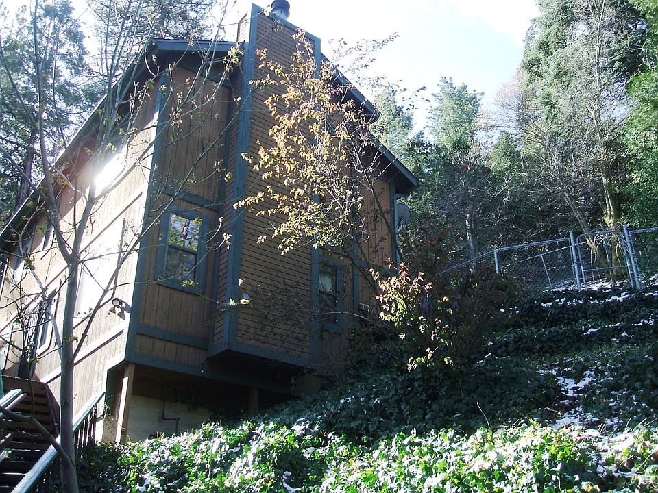 1st image of 24585 Bernard Dr
