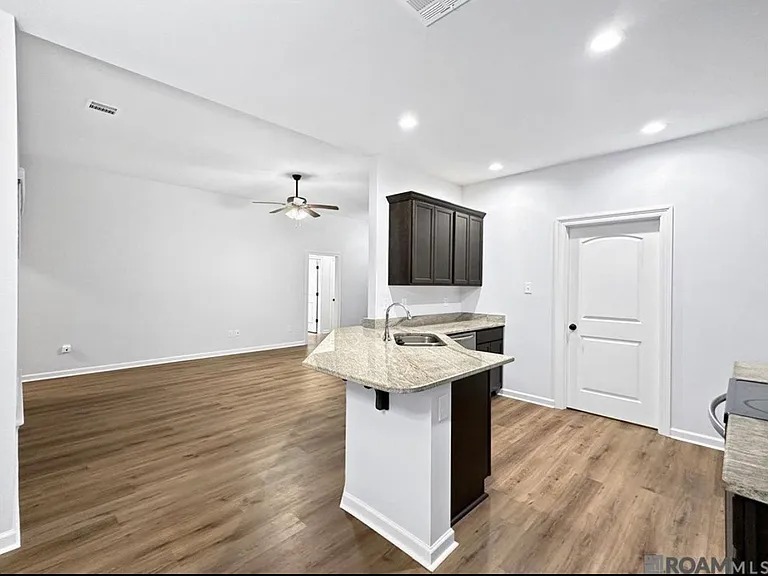 23447 Mango Dr — Photo 6