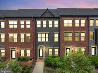 818 S Greenbrier St, Arlington, VA 22204