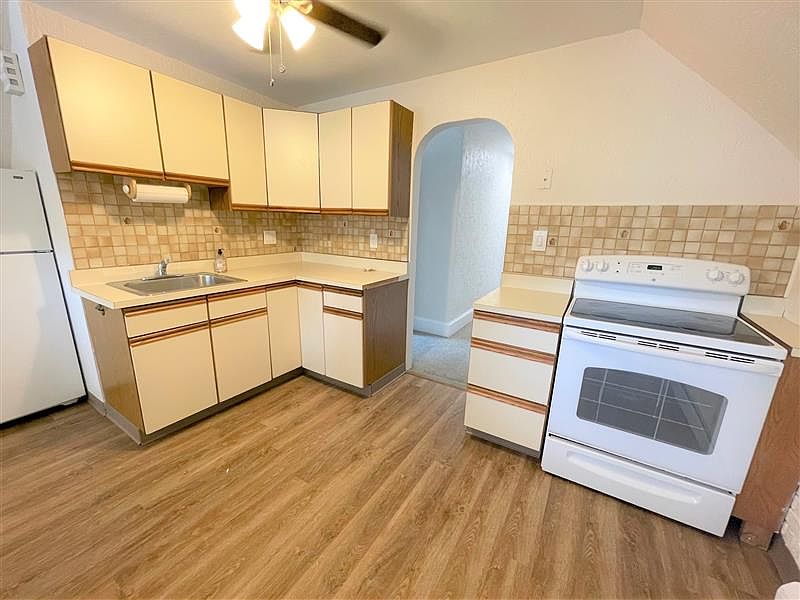 1st image of 224 Harvard St #3
